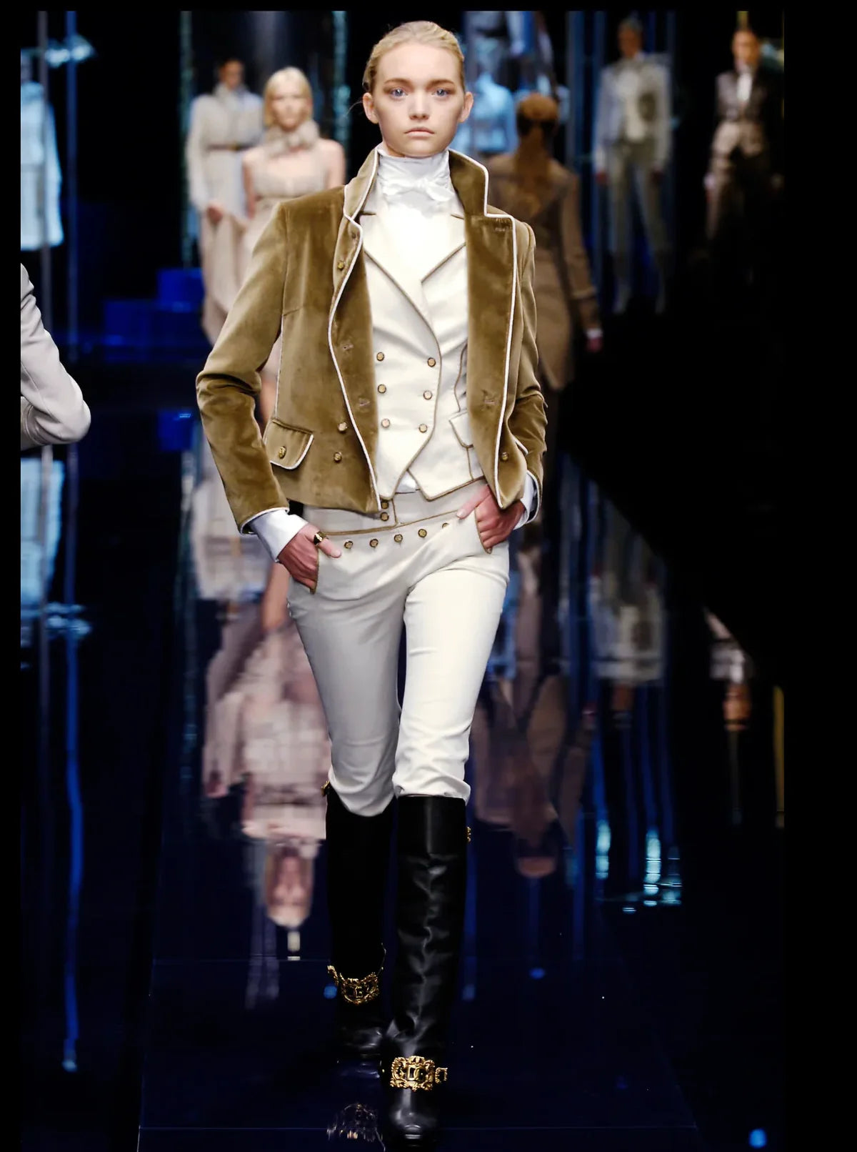 FW06 D&G Capri