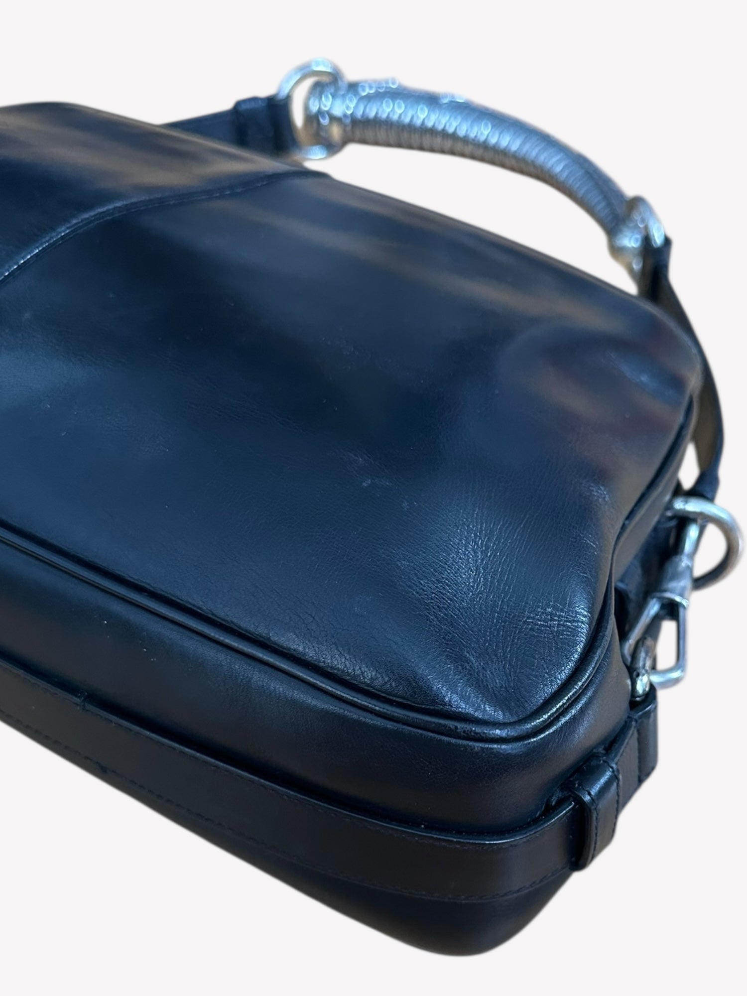 Yves saint Laurent Mombasa baguette