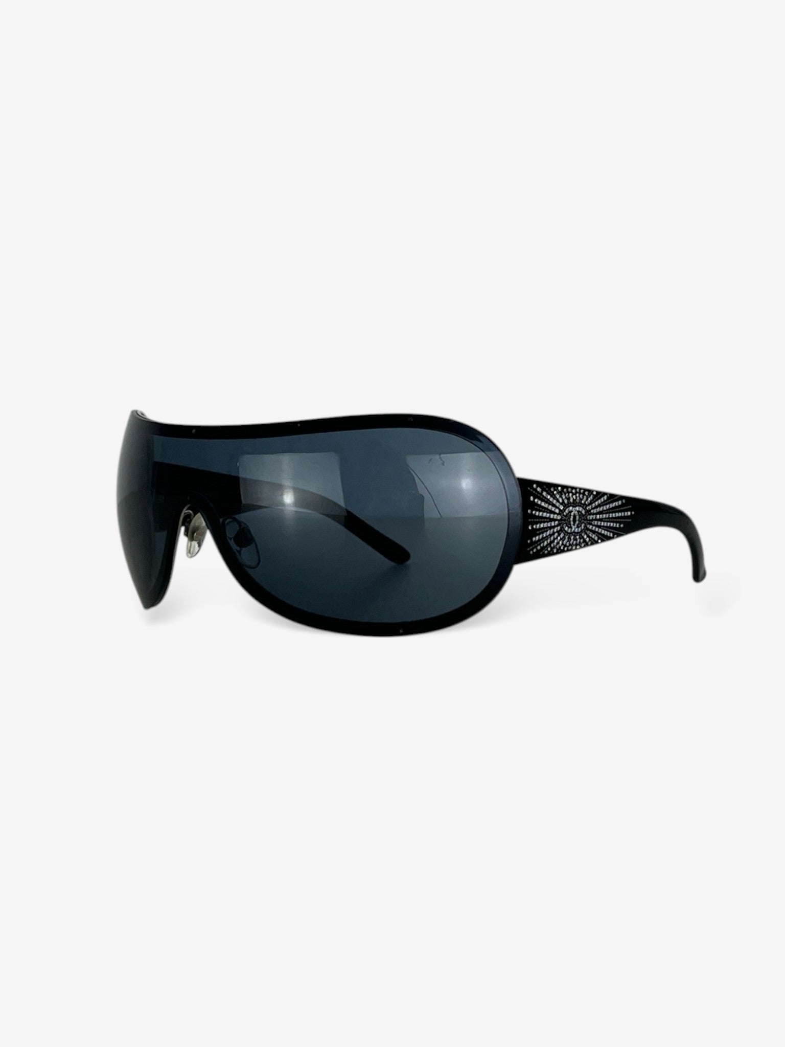 Chanel pilote shield sunglasses