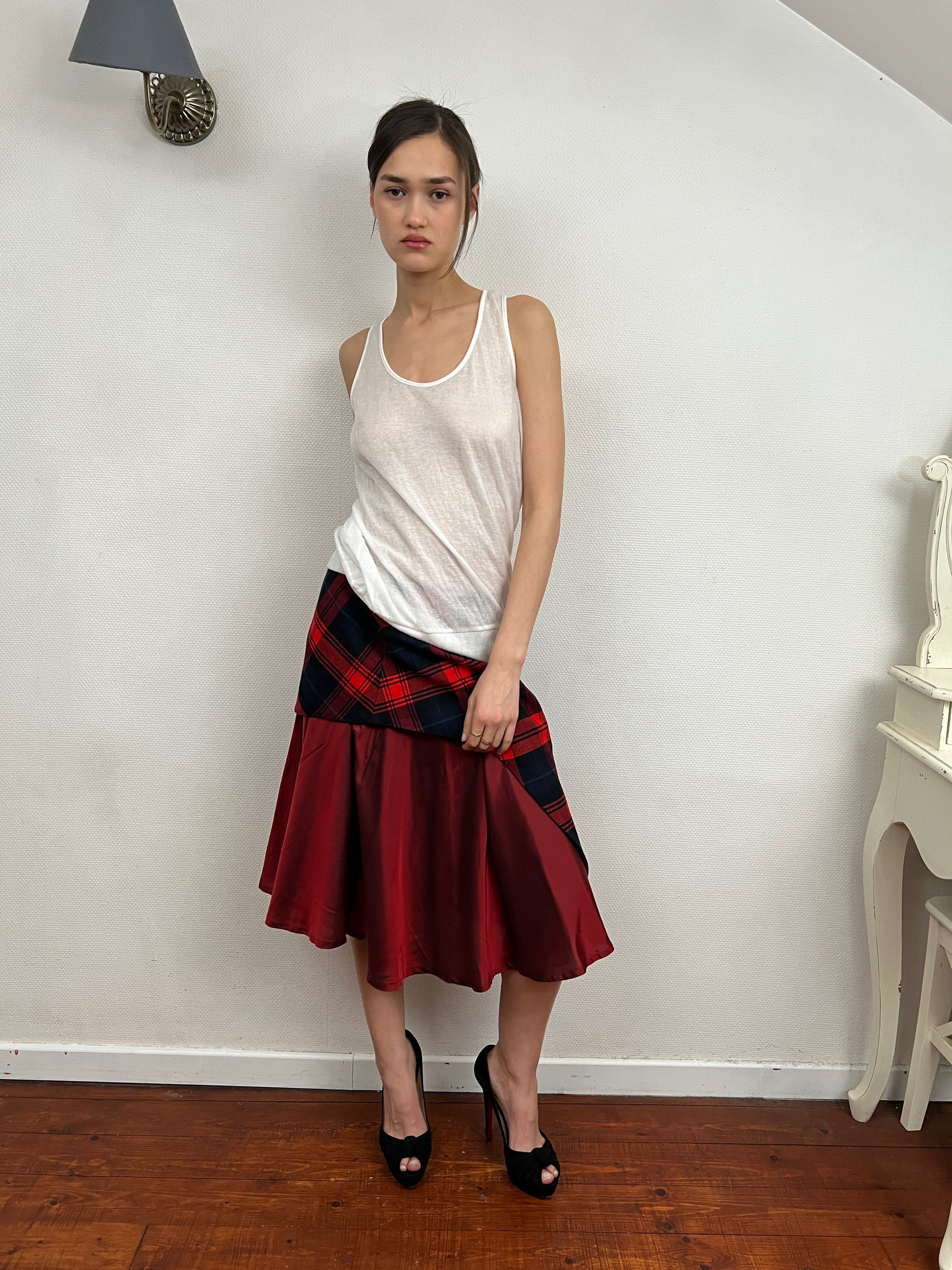 2020 Noir kei ninomiya skirt