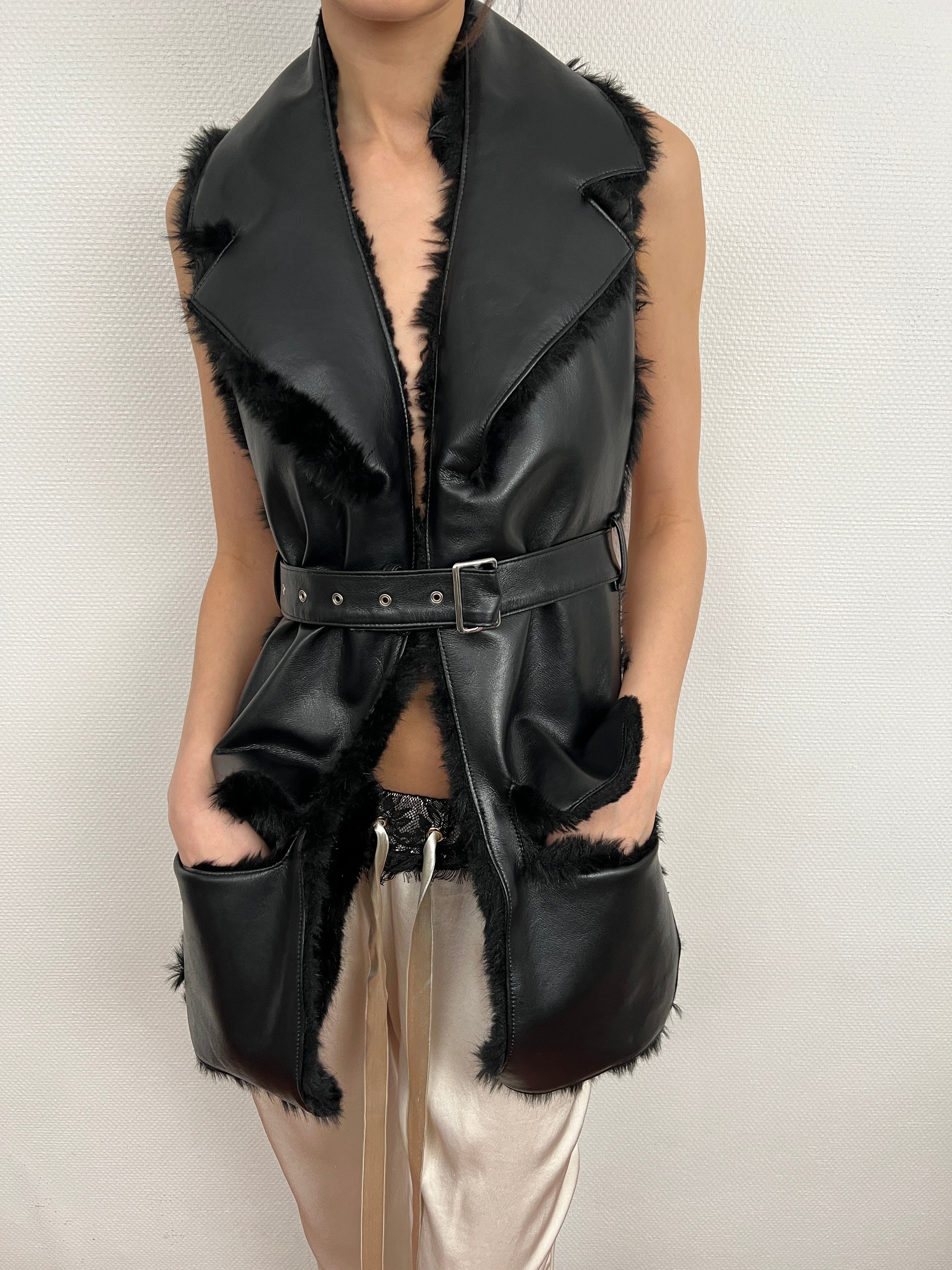 FW19 Noir Kei Ninomiya Top