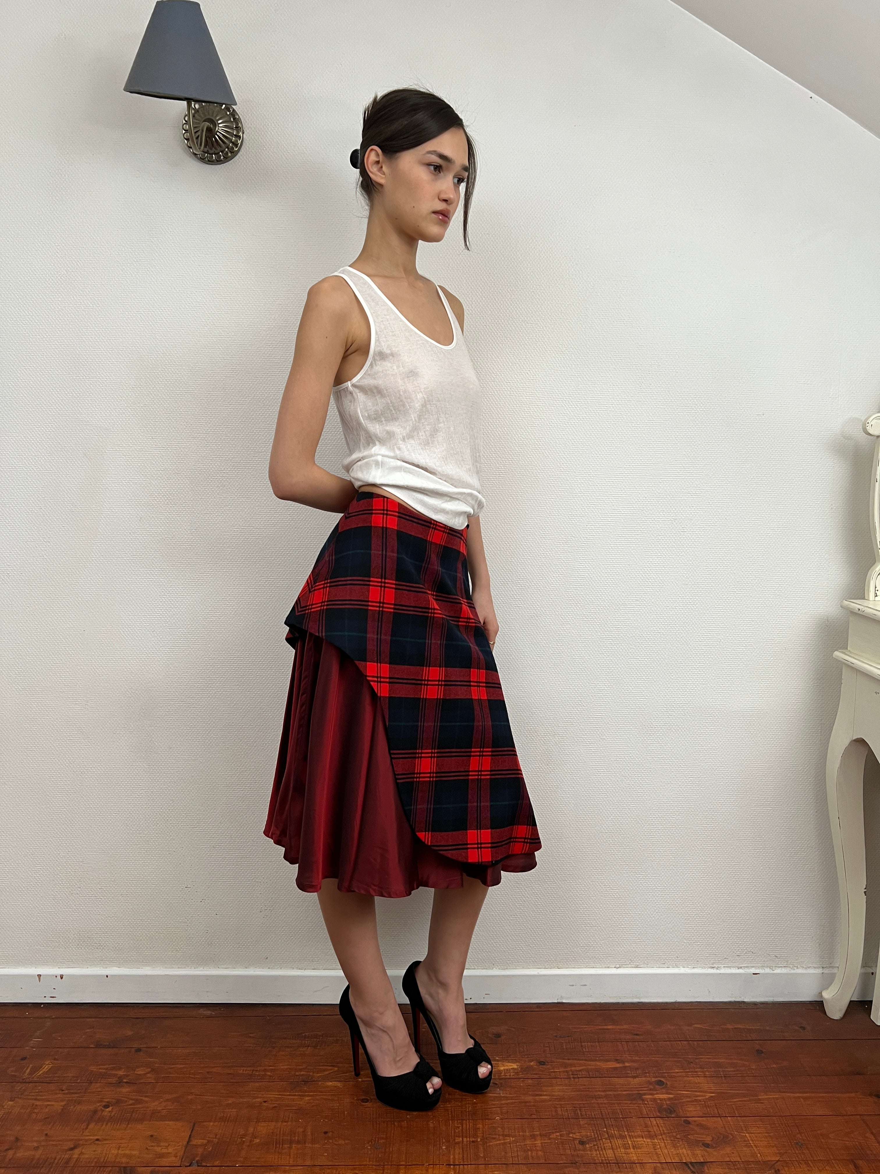 2020 Noir kei ninomiya skirt