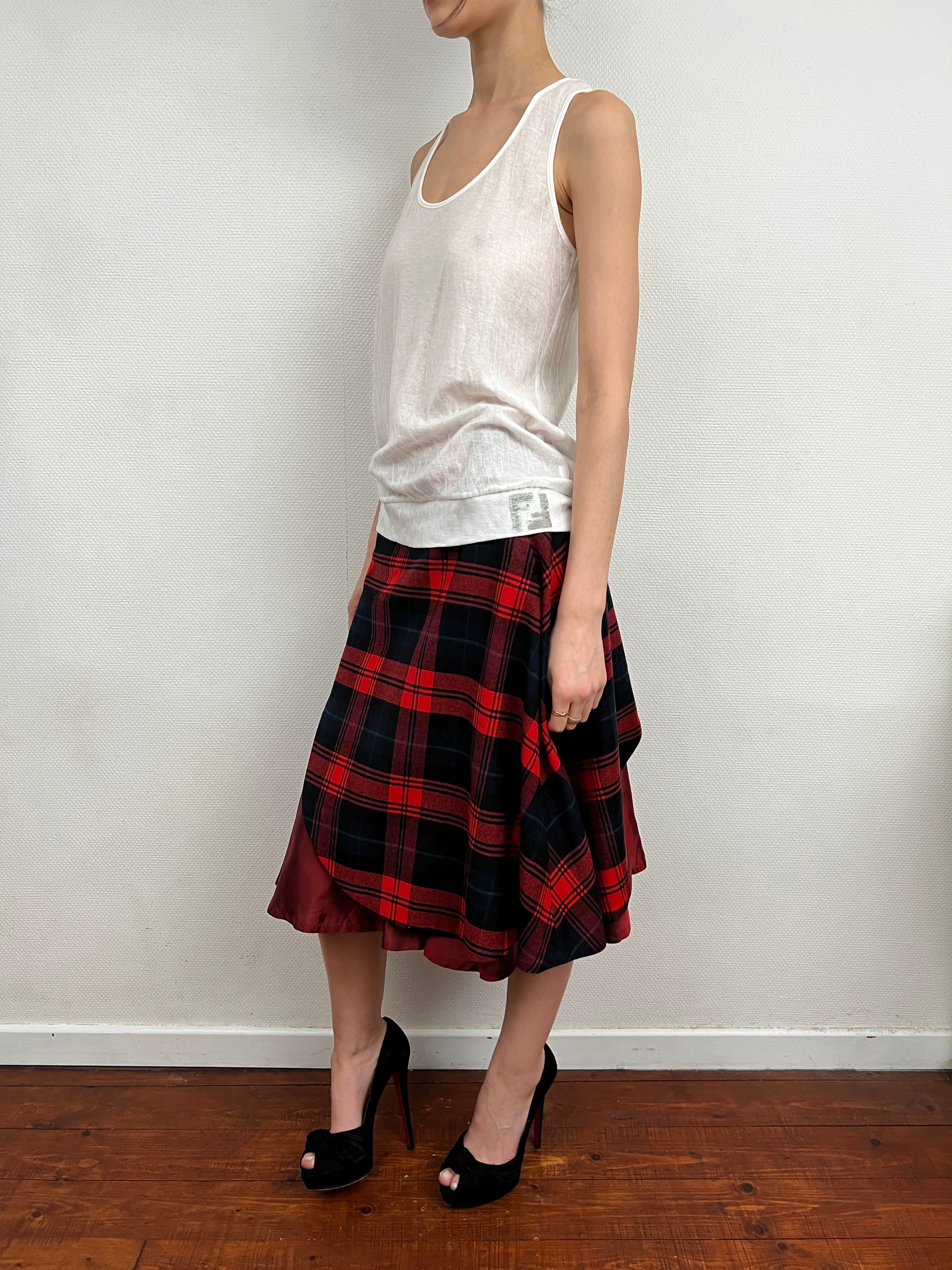 2020 Noir kei ninomiya skirt