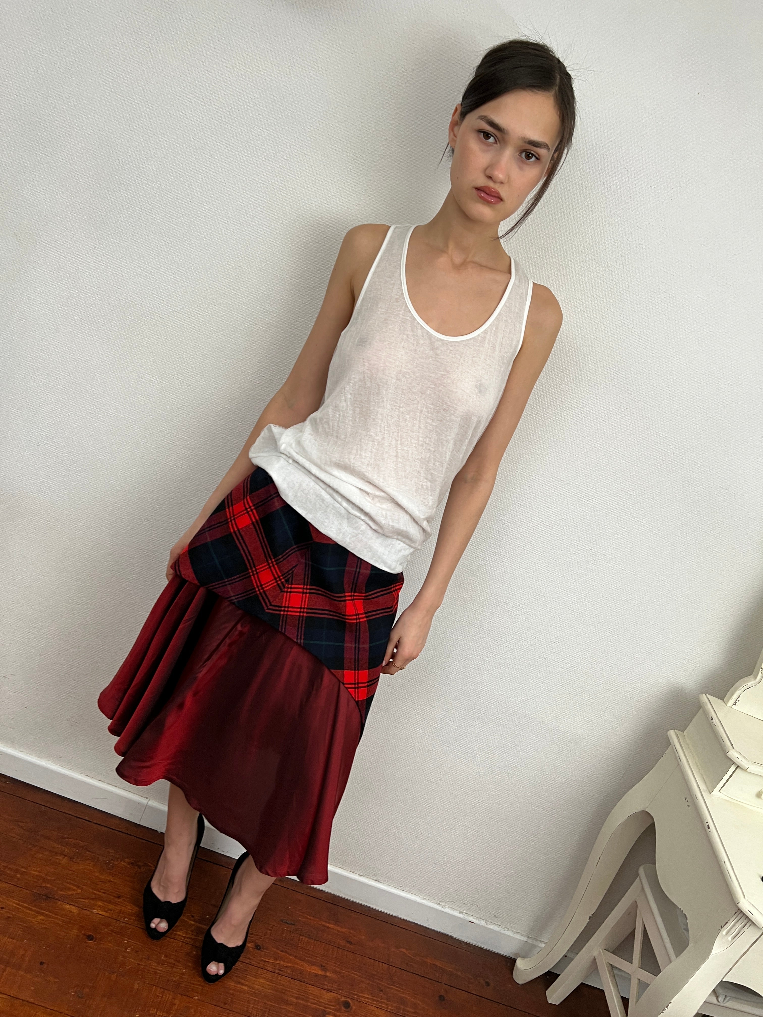 2020 Noir kei ninomiya skirt