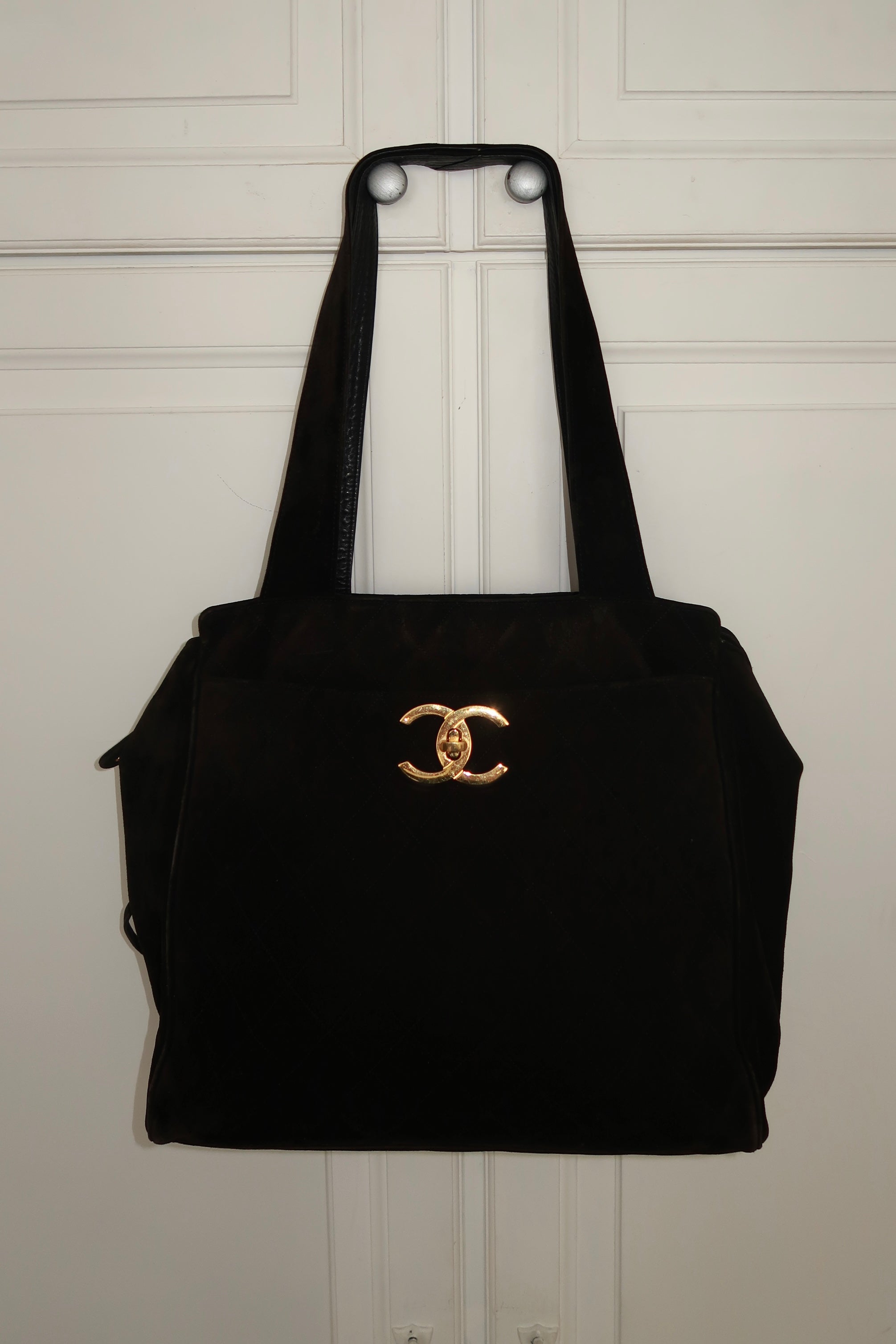Chanel Quilted tote bag