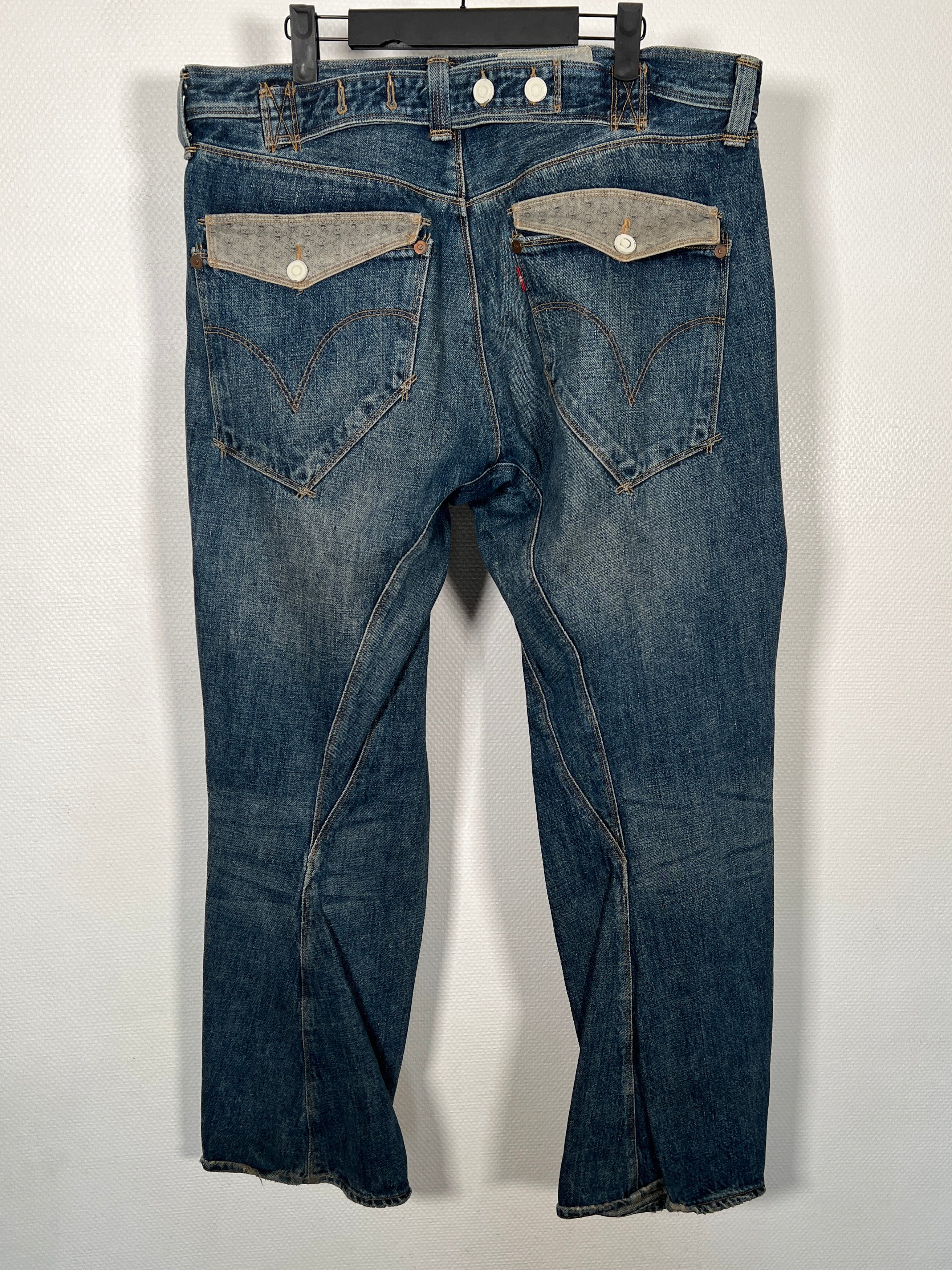 Levi's engineered Jean