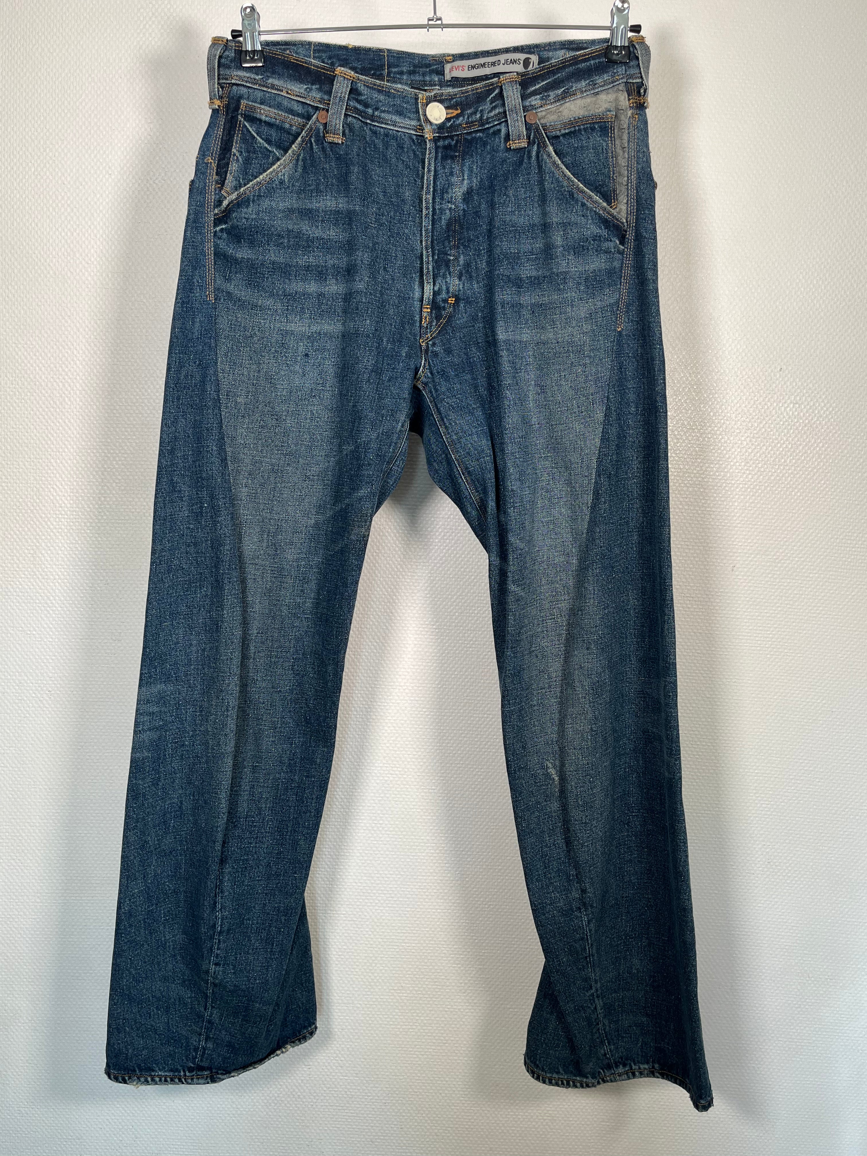 Levi's engineered RARE Jean
