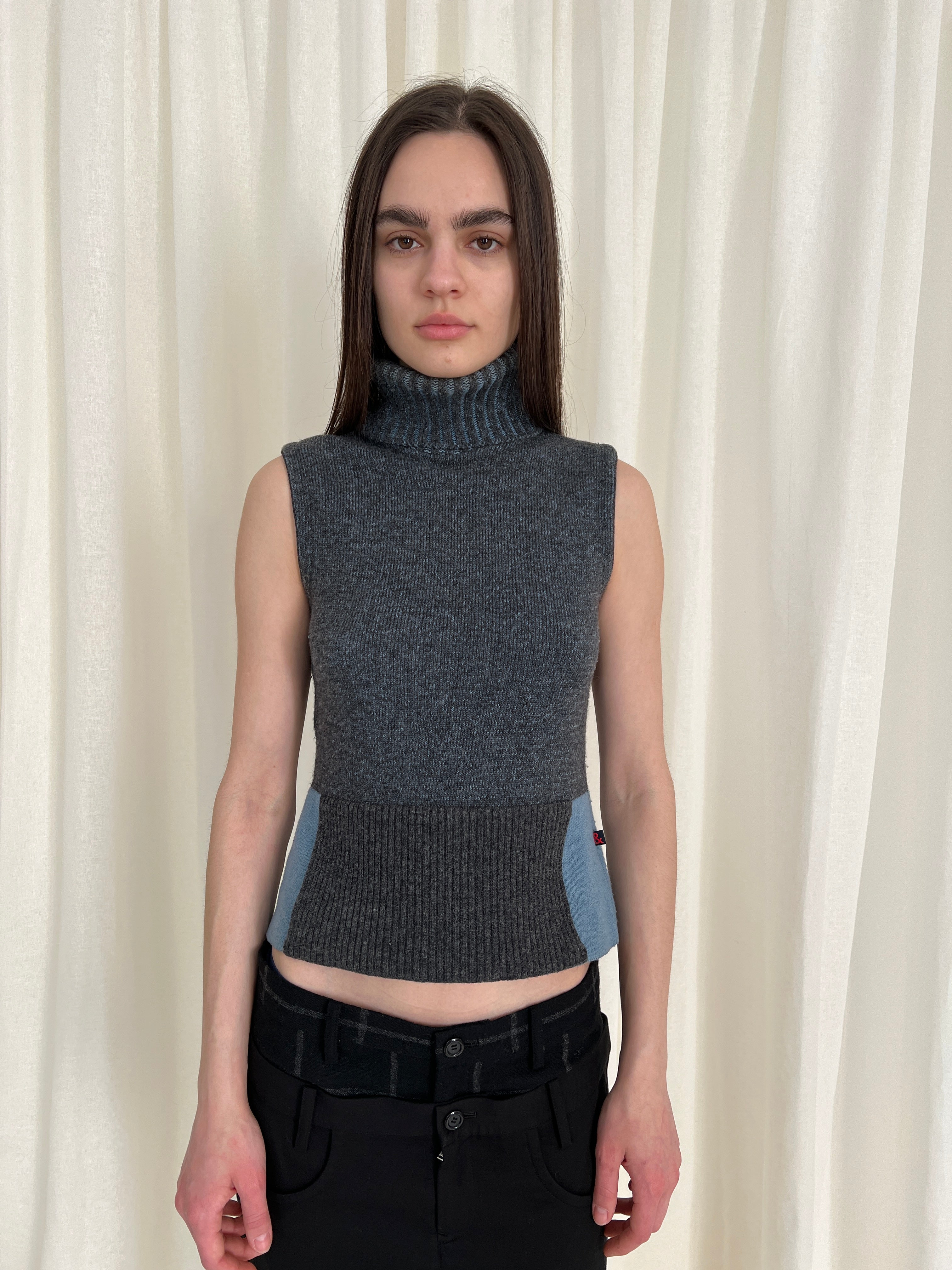 D&G knit top