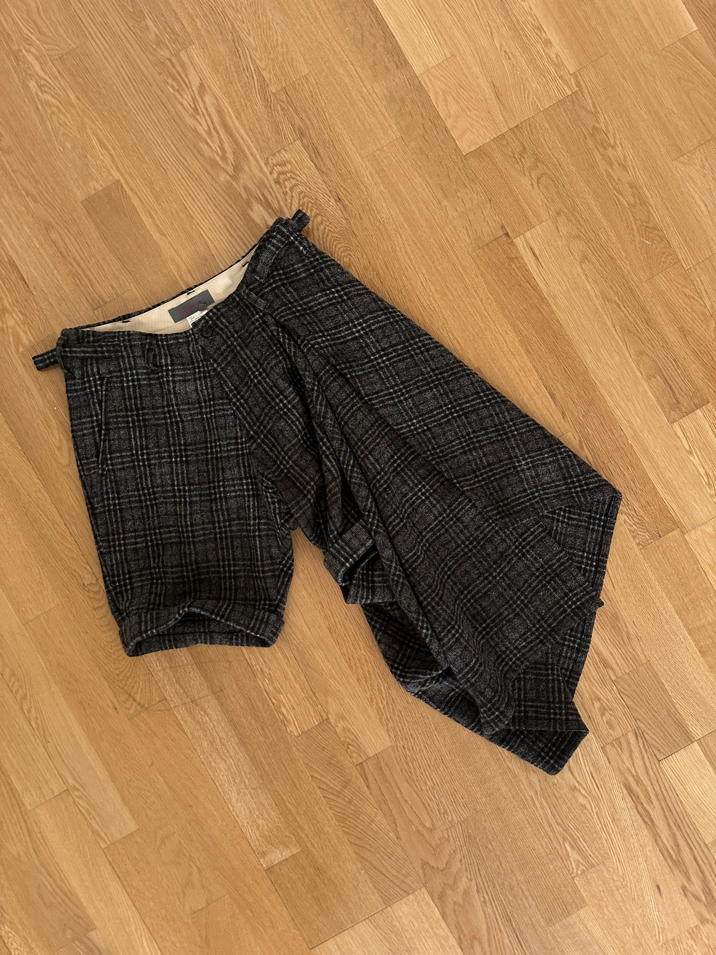 Yohji Yamamoto Short