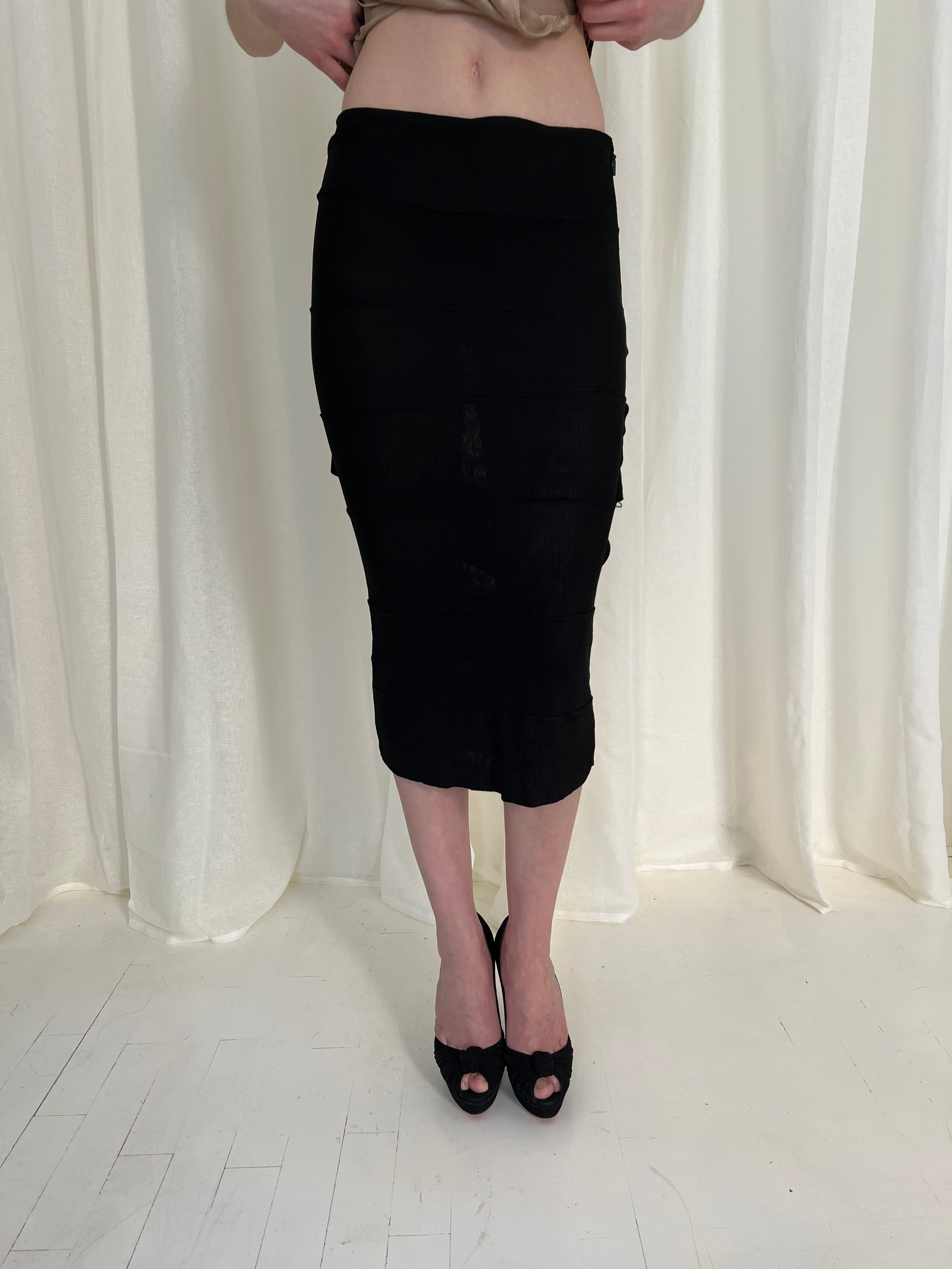 Rare FW02 Gucci Tom Ford cut-out skirt