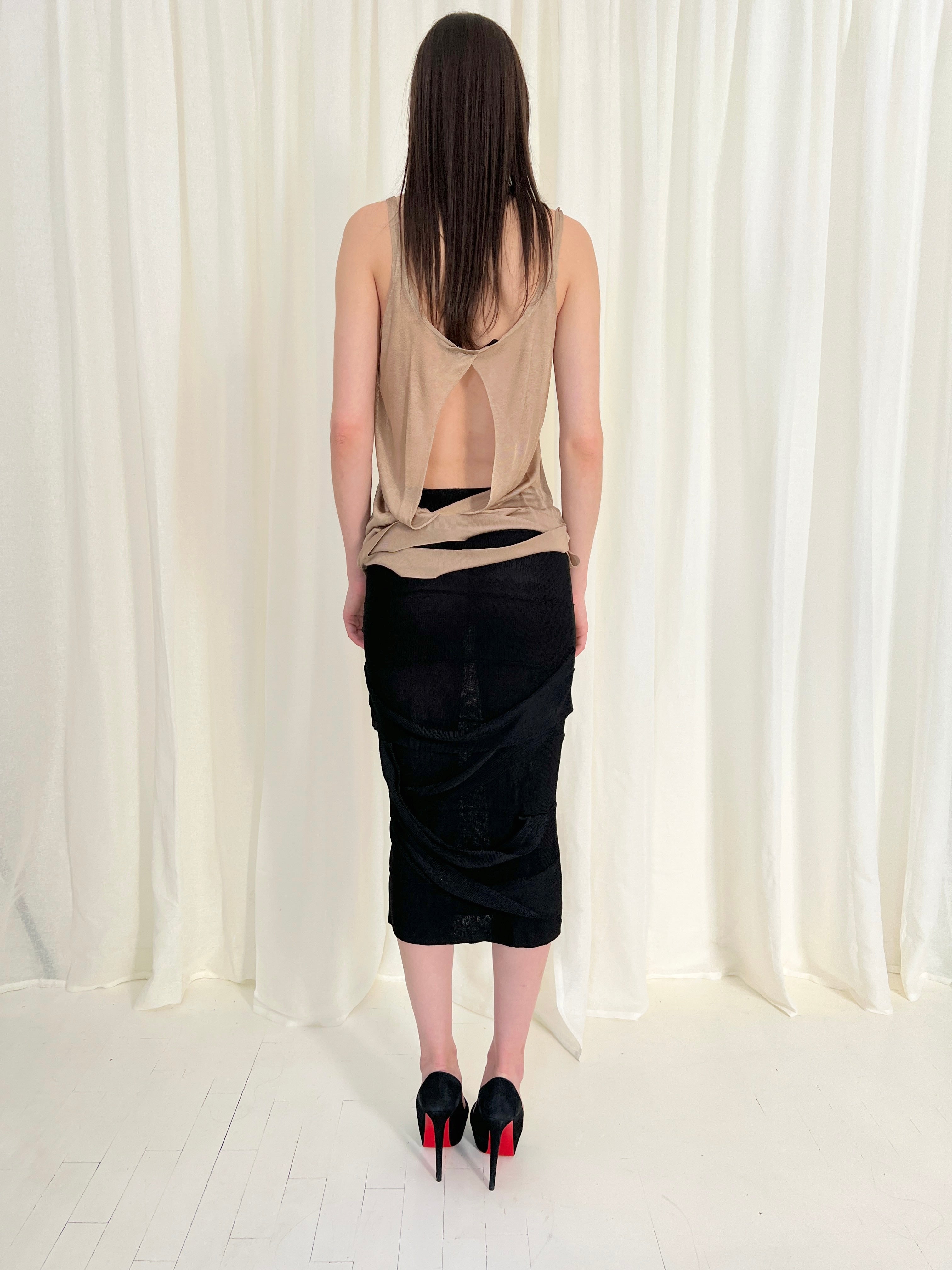 Rare FW02 Gucci Tom Ford cut-out skirt