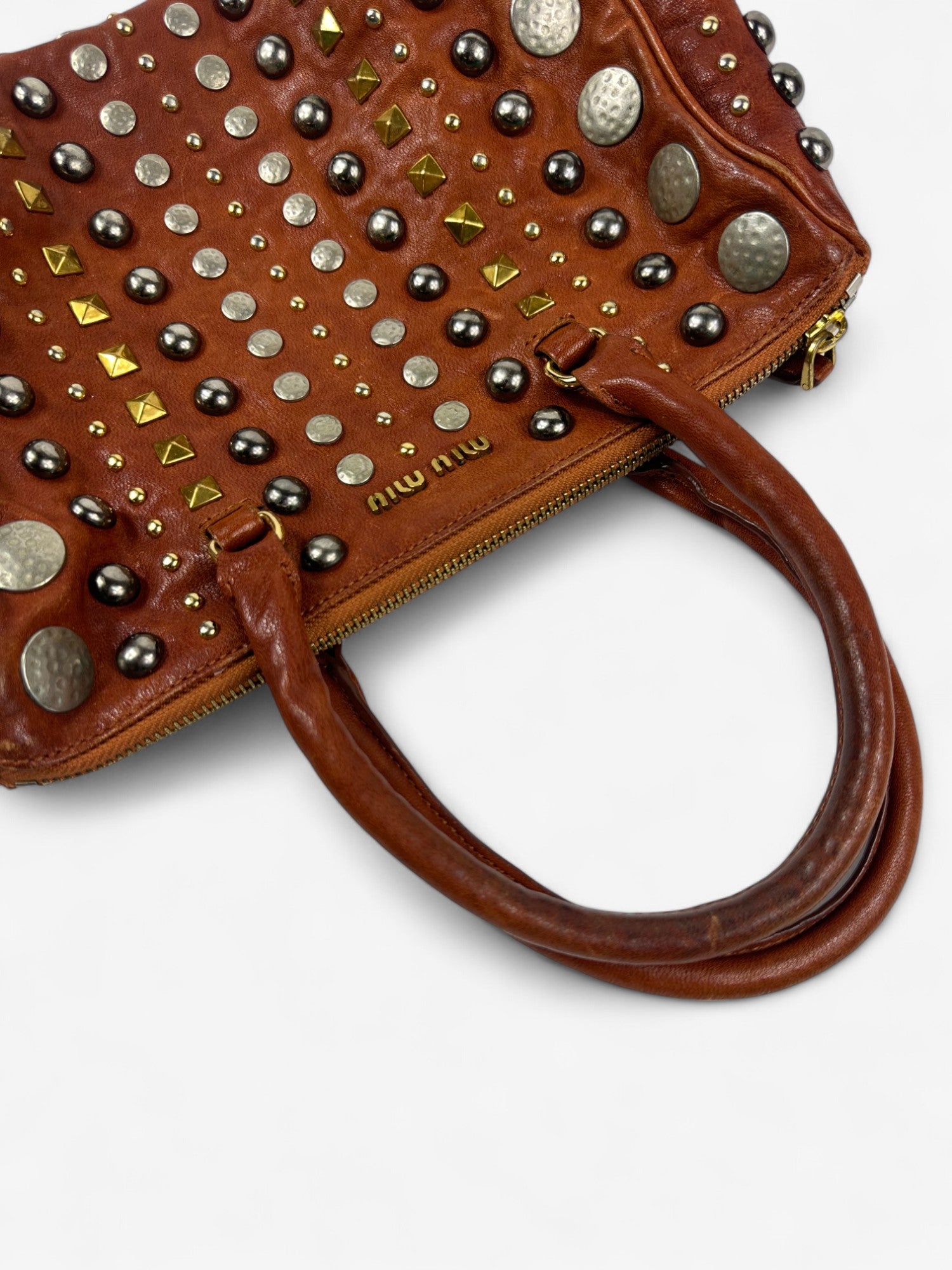 バッグ 00s archive miumiu leather studs bag 00ss archive miu miu leather studs bag - メルカリ