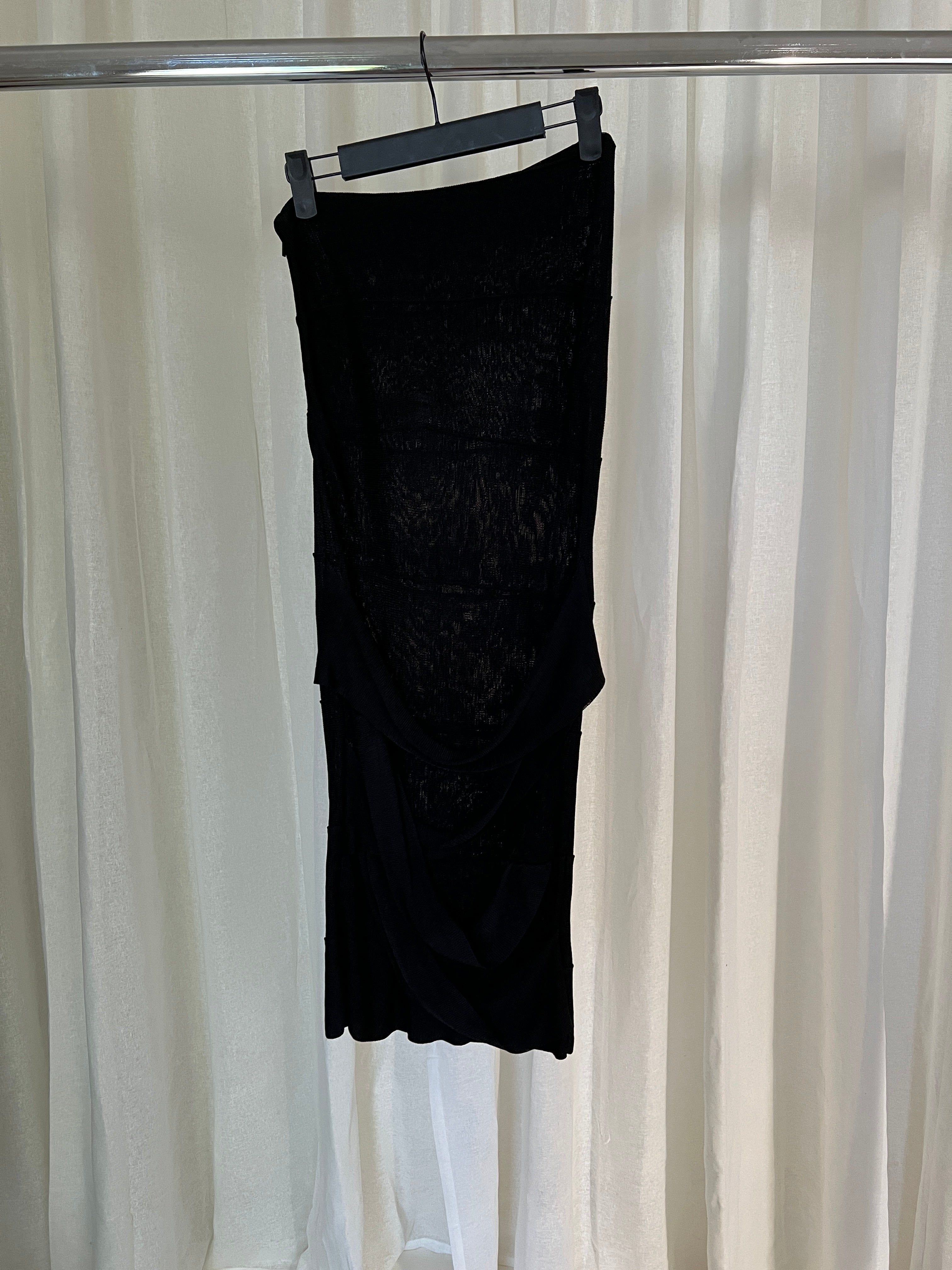 Rare FW02 Gucci Tom Ford cut-out skirt