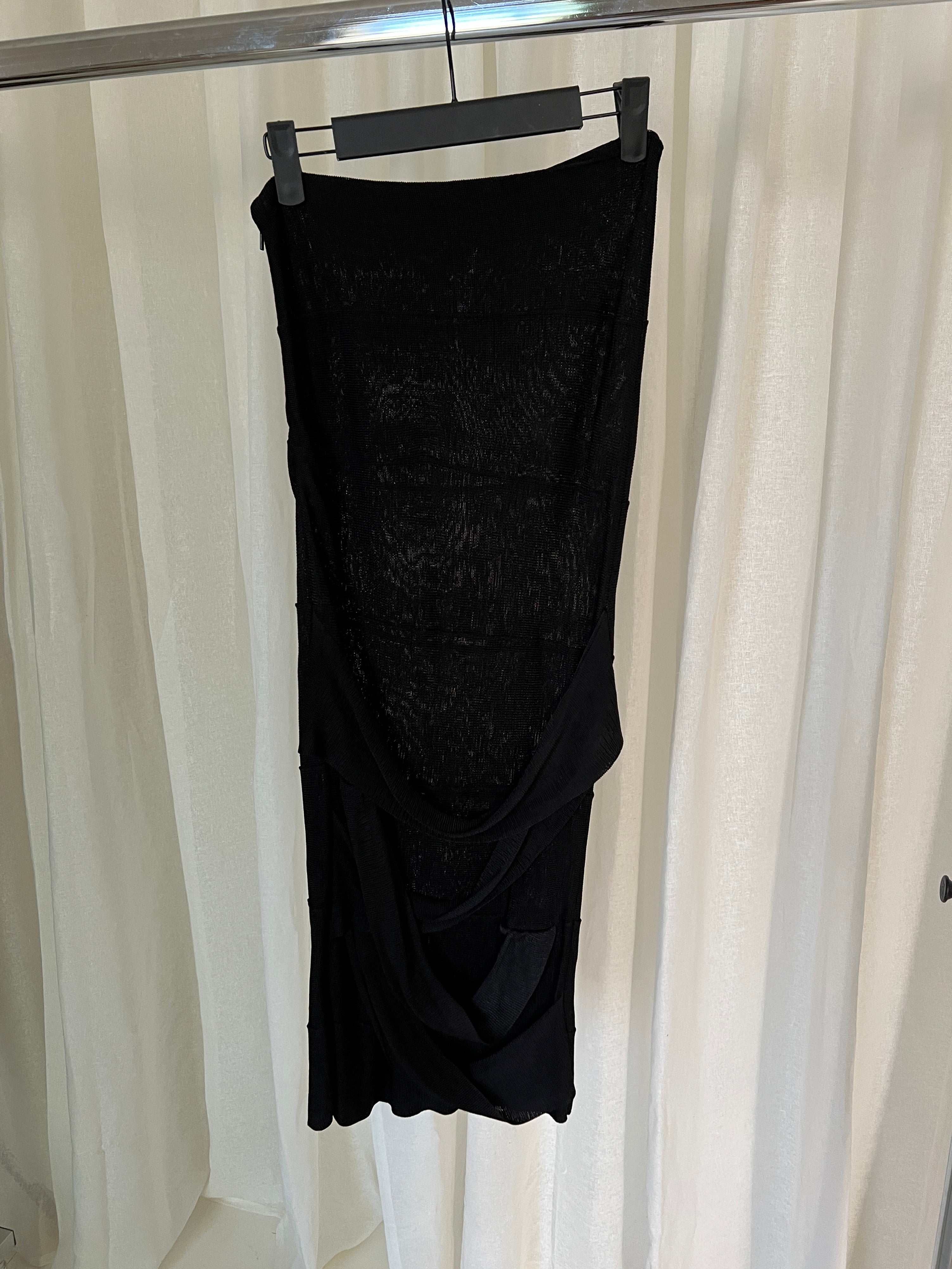 Rare FW02 Gucci Tom Ford cut-out skirt