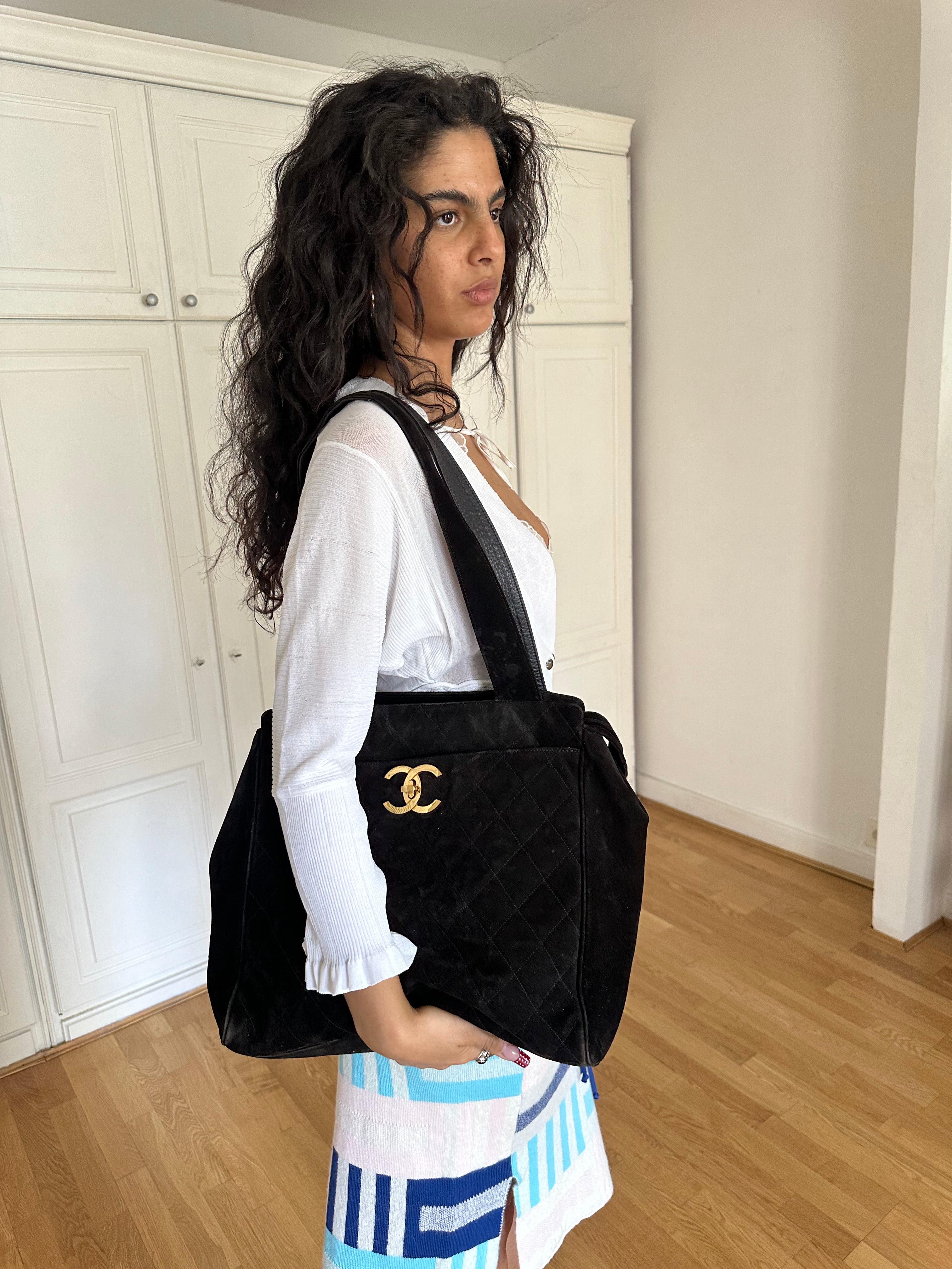 Chanel Quilted tote bag