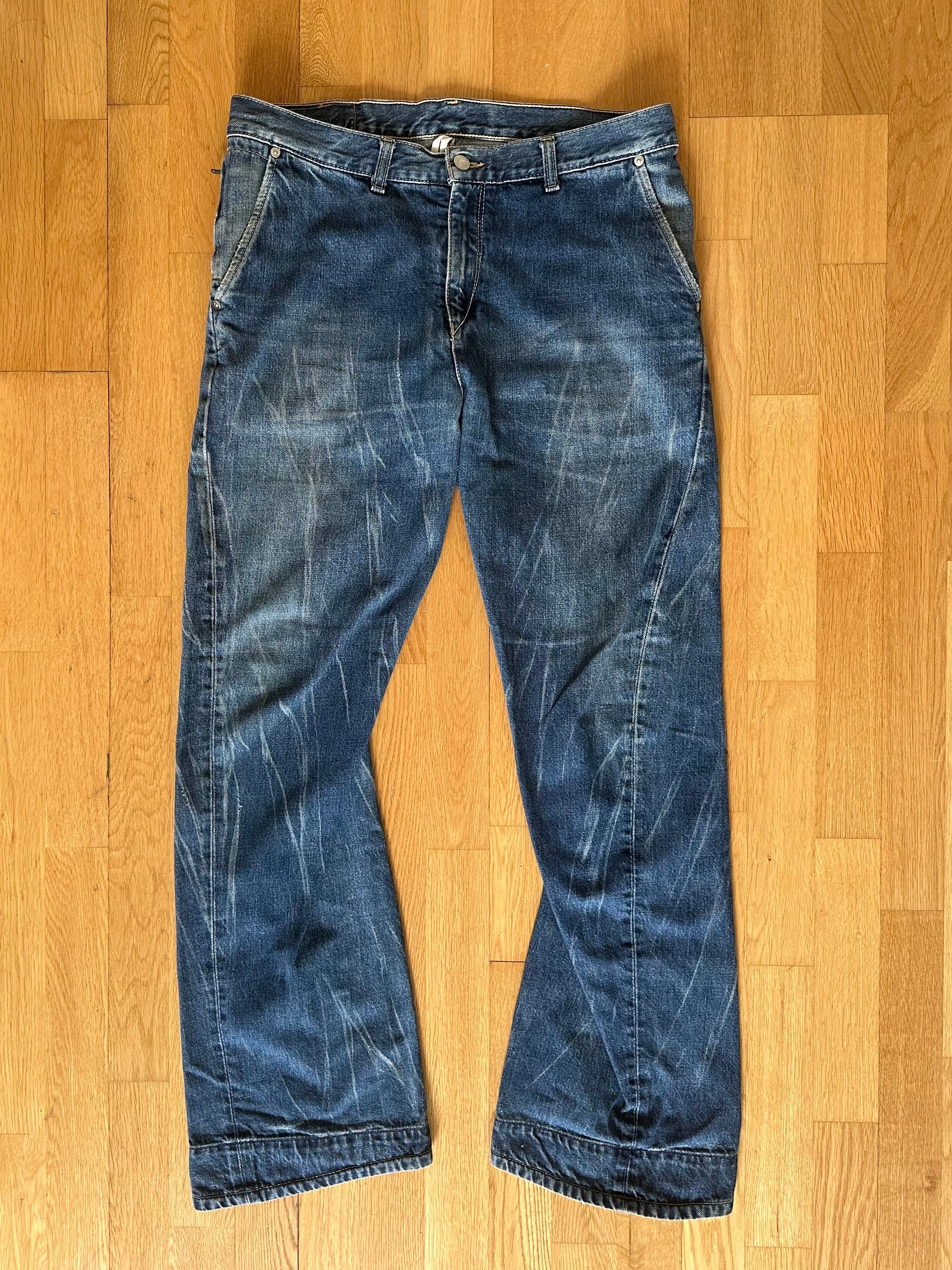 Levi's engineered Jean