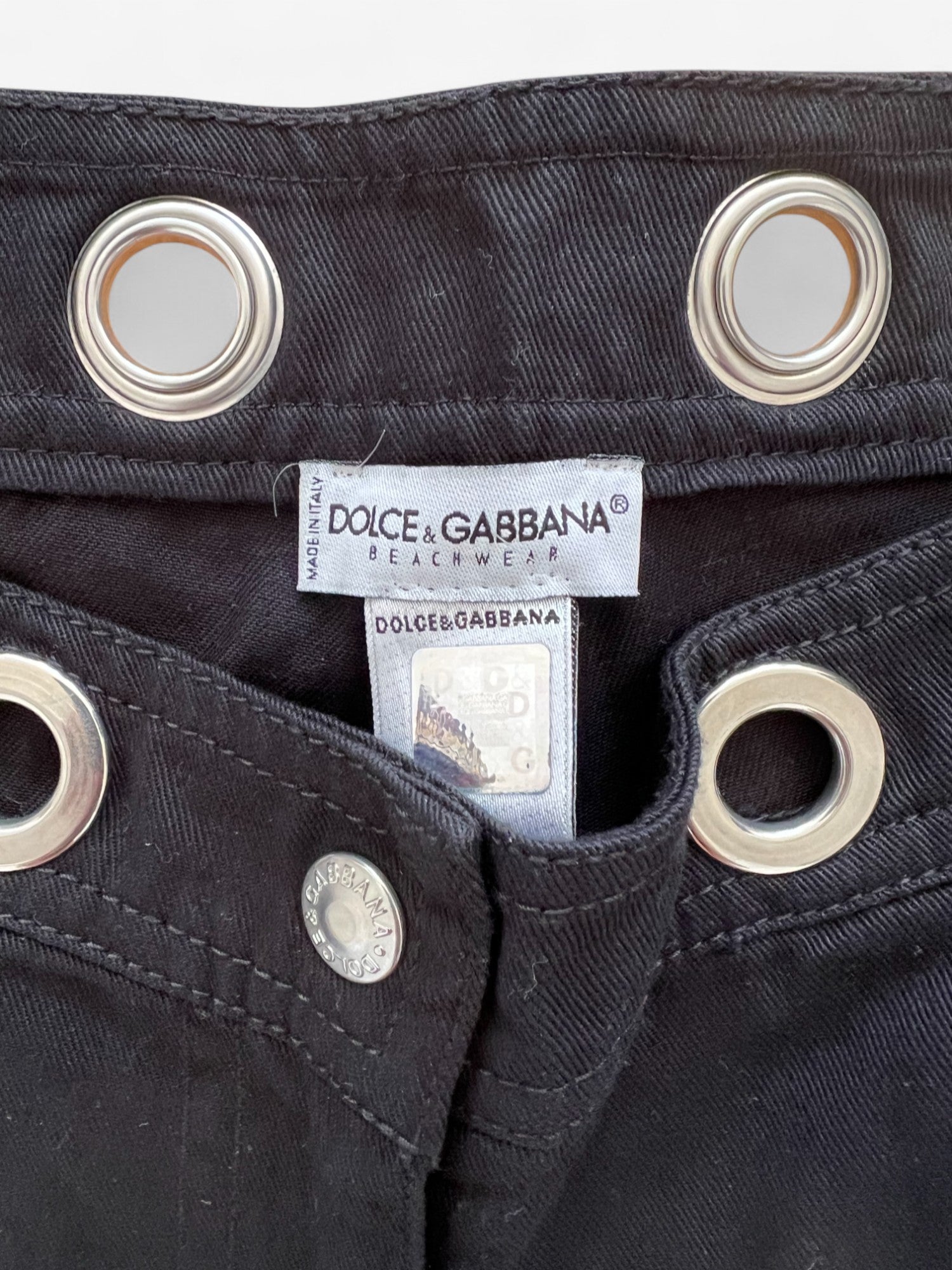 D&G Eyelets Capri