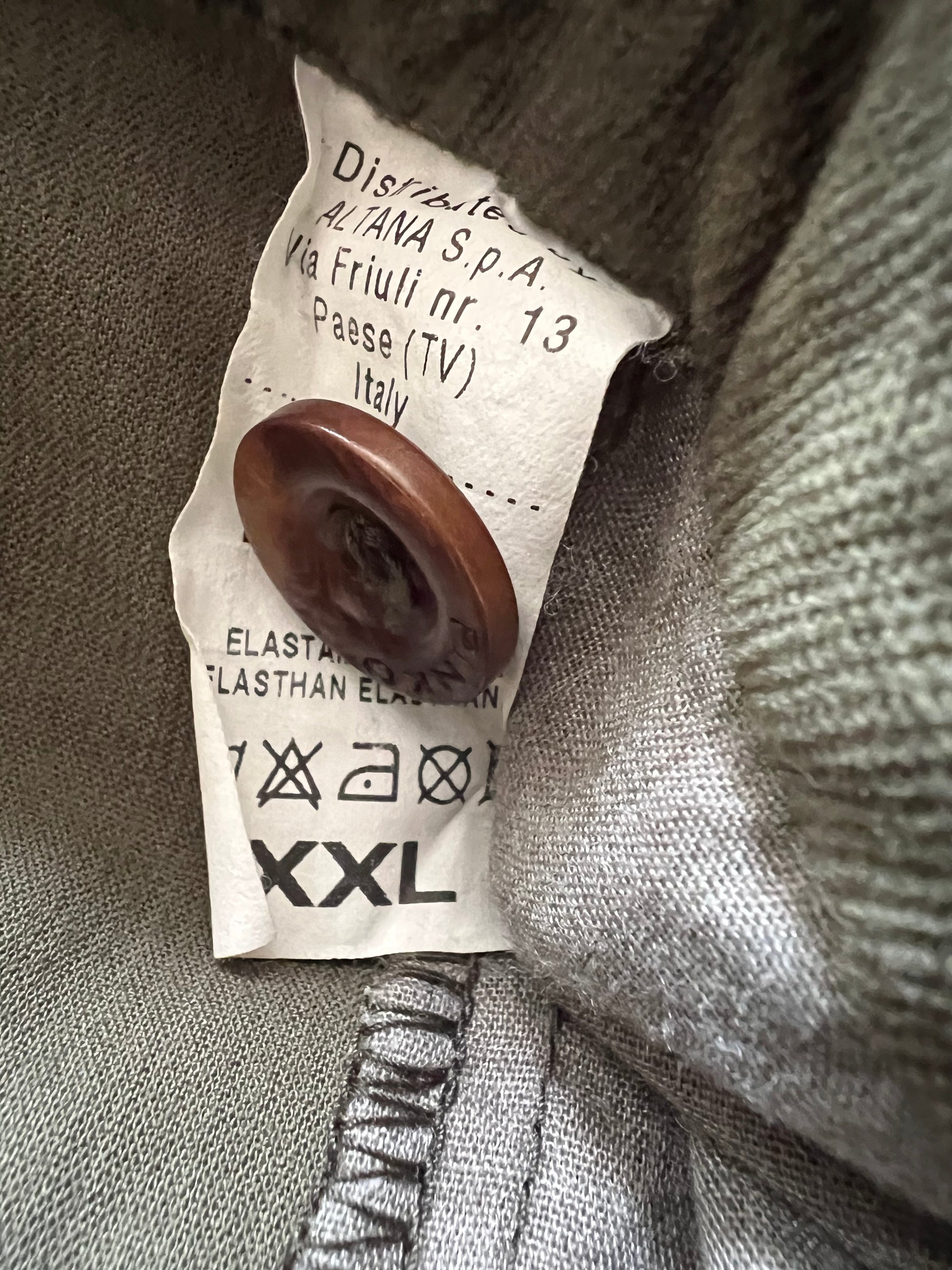 Pinko Capri