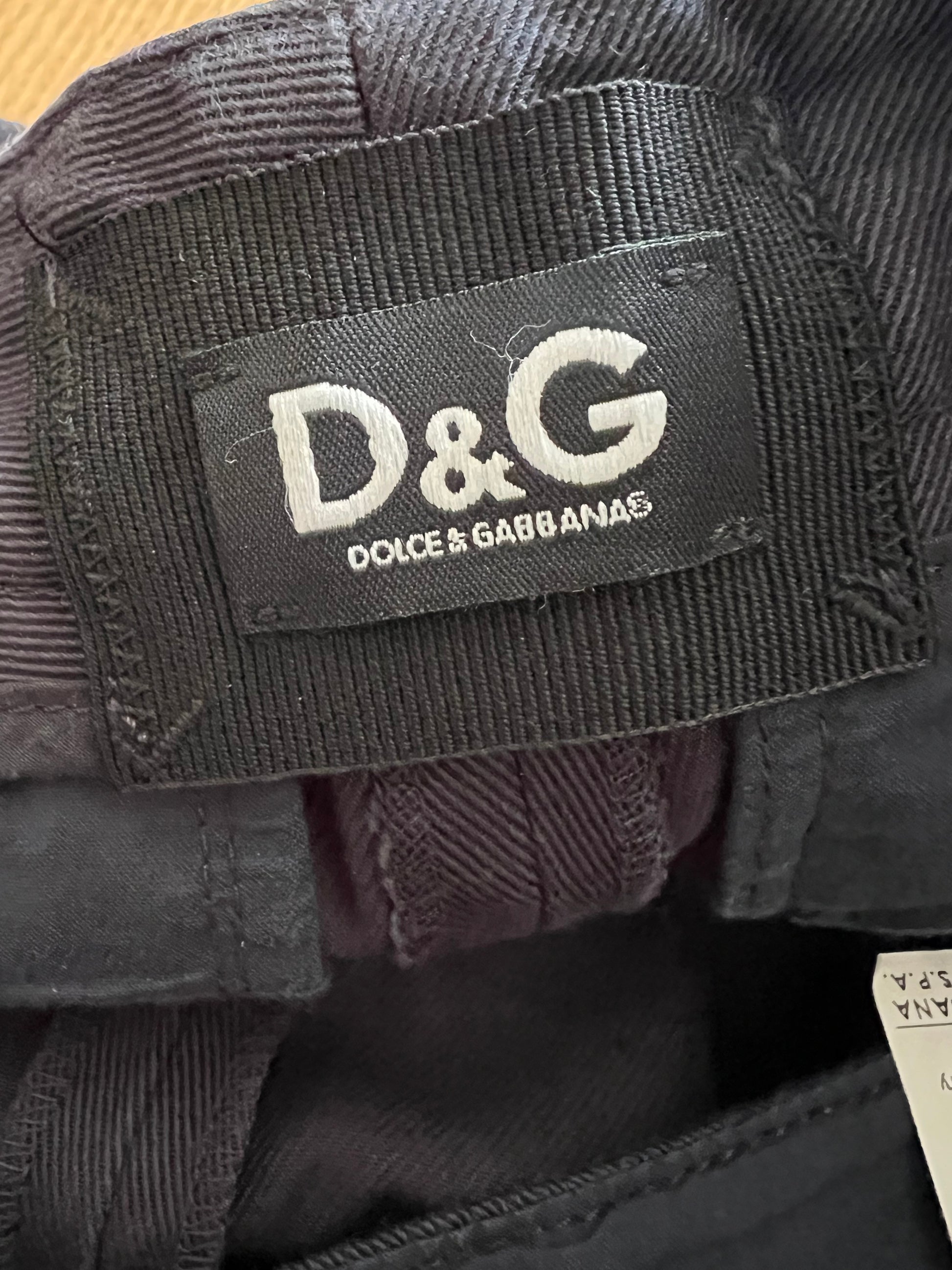 D&G Runway Short