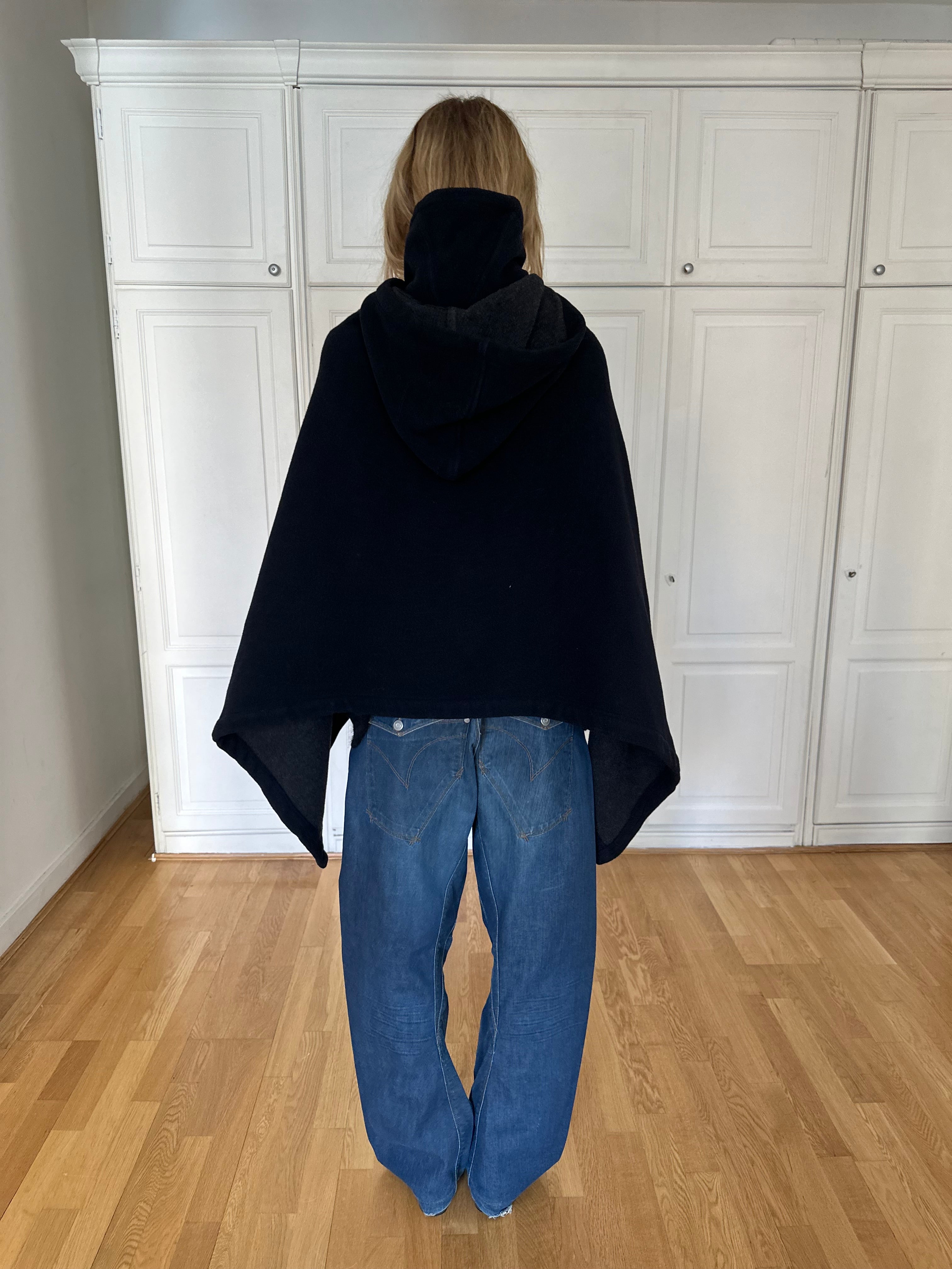 Comme des garçons Cape