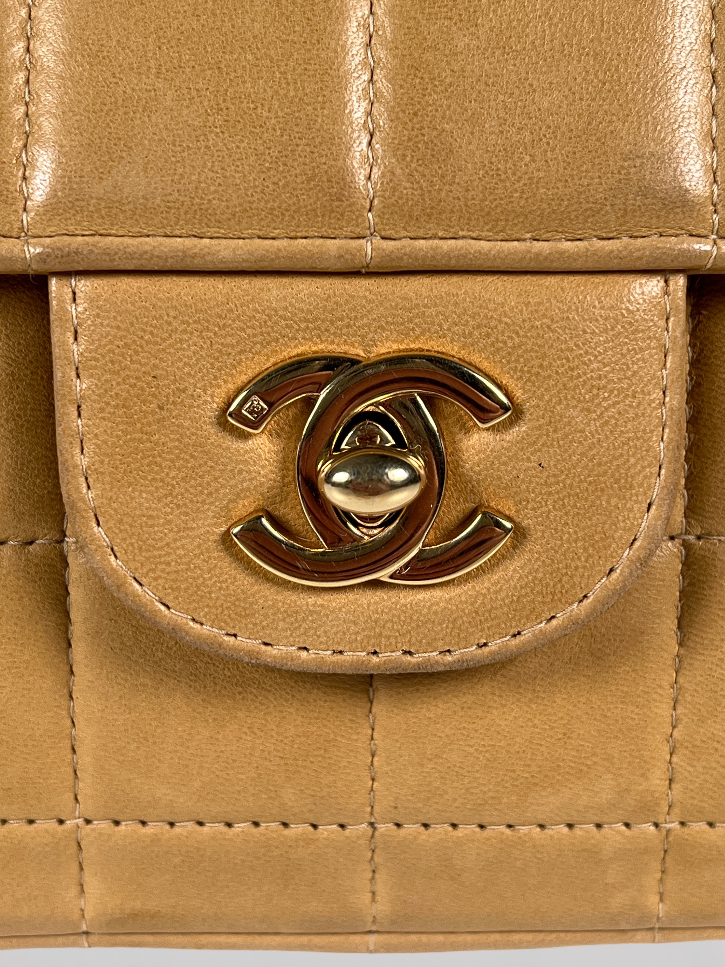 Chanel Chocolat Bar