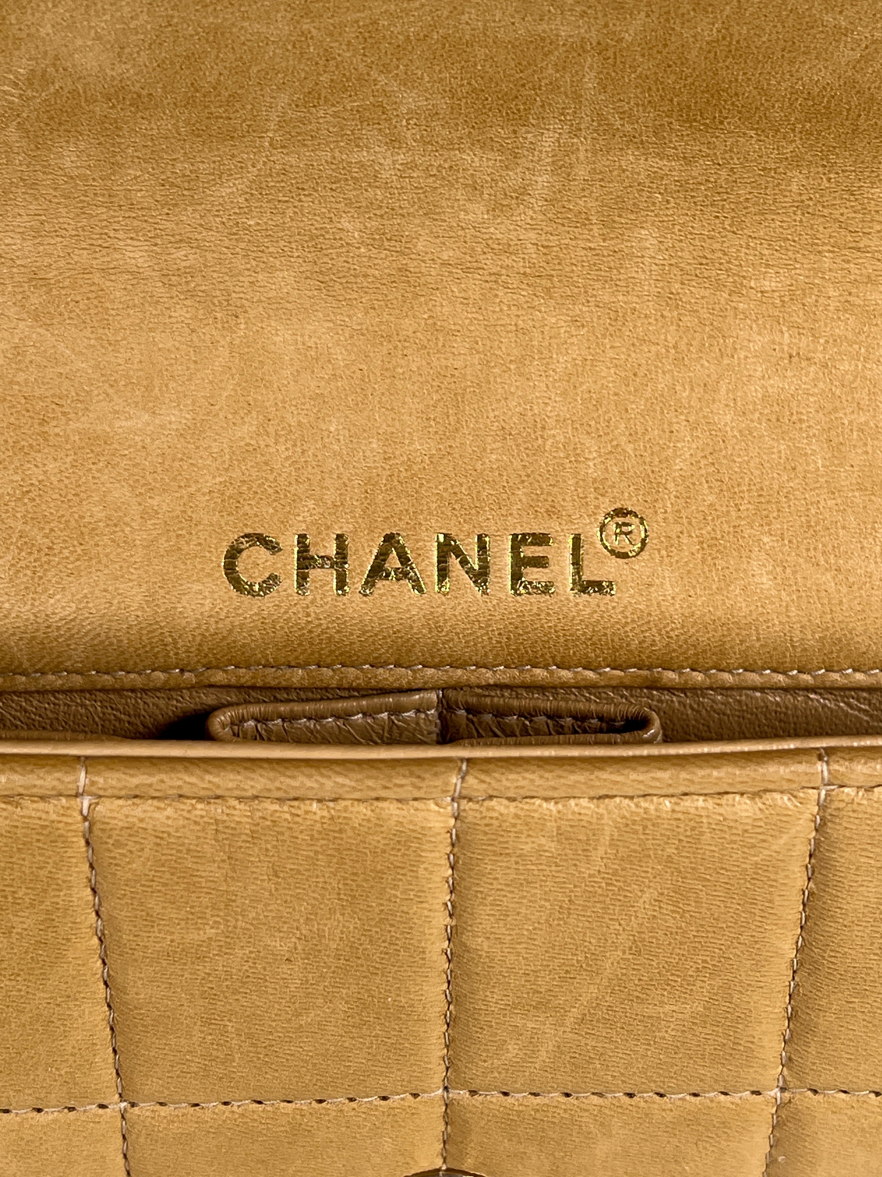 Chanel Chocolat Bar