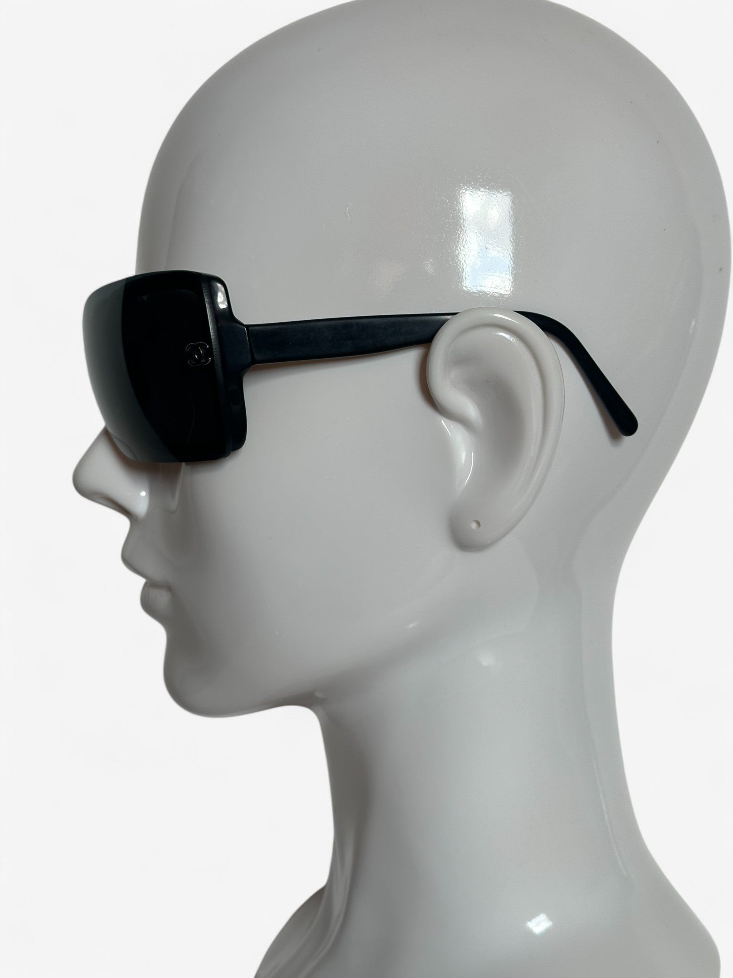 Chanel Sunnies