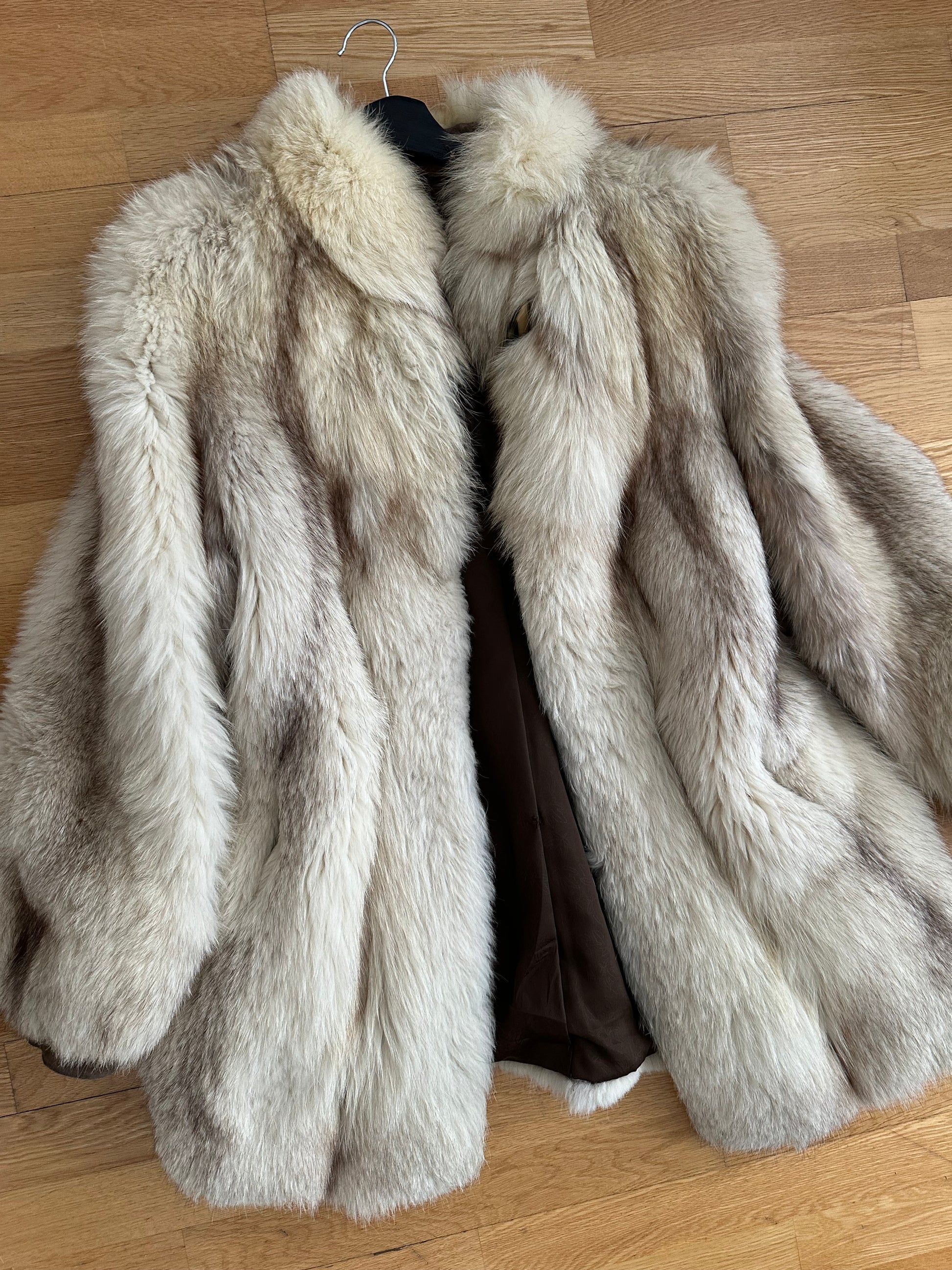 100% Real Wolf Fur